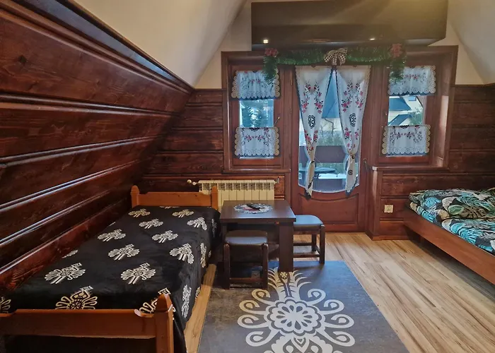 Quarto em Acomodações Particulares Goscinne U Moniki I Daniela *